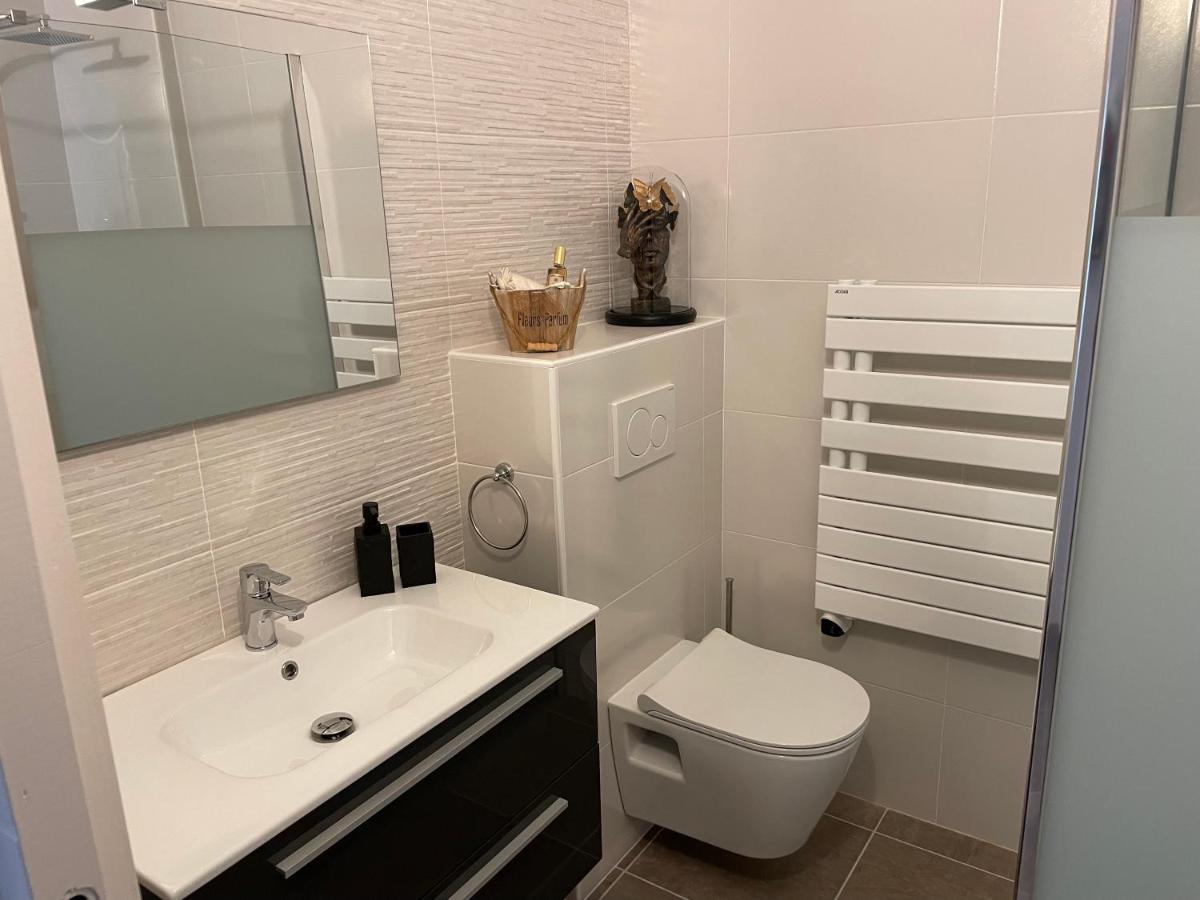 Studio Cosy Avec En Option Piscine Accessible De Avril A Octobre Quimperlé Extérieur photo